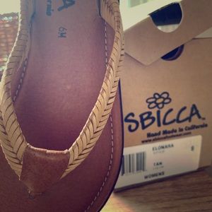 🆕 Sbicca sandals. Elonara style Tan size 6